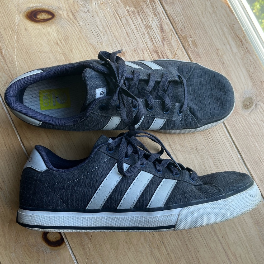 Adidas Men’s Sneakers | Size 10 | Navy and White